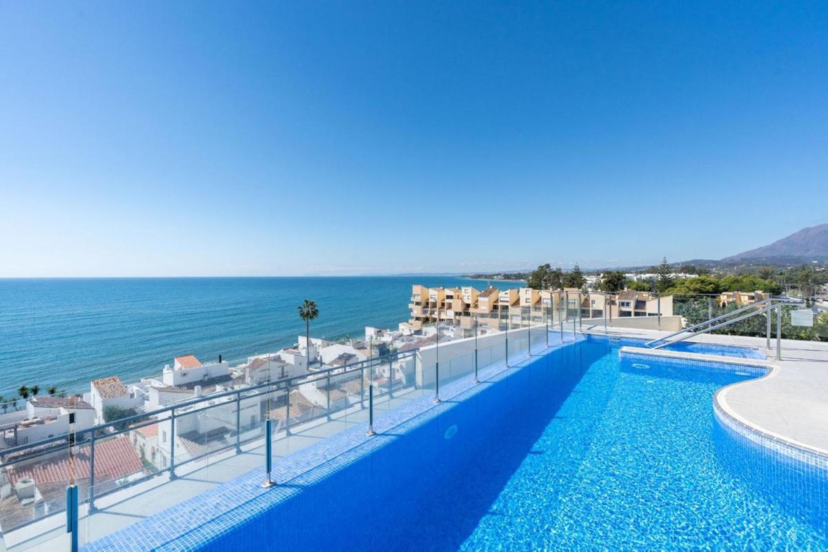 Hello Cosmo Apartment Estepona Ngoại thất bức ảnh